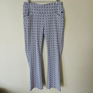 Lilly Pulitzer Luxletic 28" Corso Kick Flare Pant Sz 6 Blue Preppy Golf UPF 50
